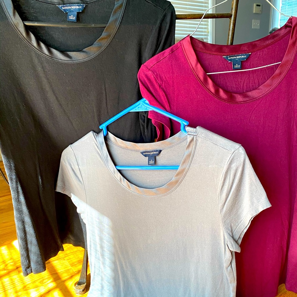 Small Banana Republic super soft tees